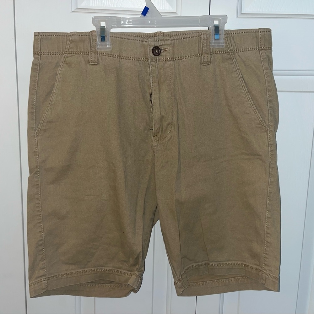 Men's Khaki Shorts